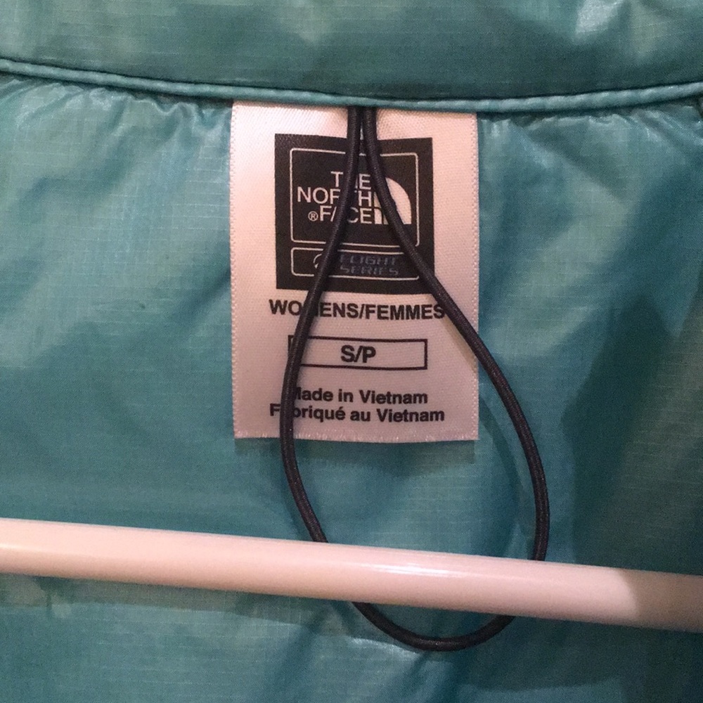 Gray Turquoise North Face Jacket - image 3